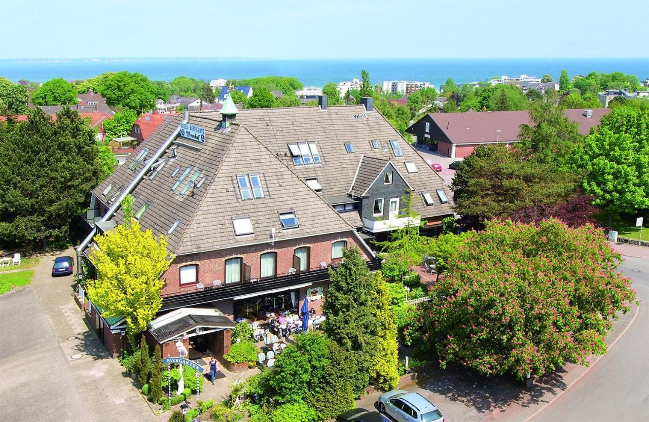 Wennhof Hotell Scharbeutz Exteriör bild